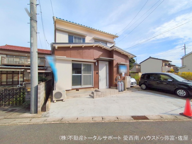 愛知県愛西市須依町北前の中古戸建て完成写真 2024年10月30日撮影