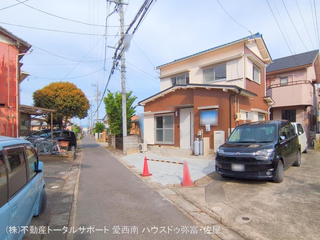 愛知県愛西市須依町北前の中古戸建て完成写真 2024年10月30日撮影