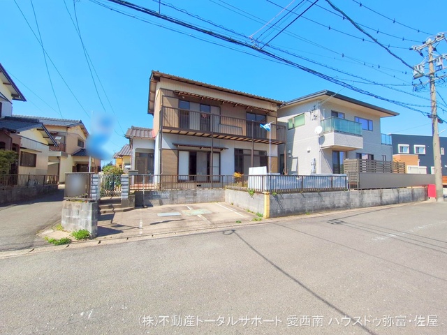 愛知県弥富市川平１丁目の中古戸建て完成写真 2025年4月3日撮影