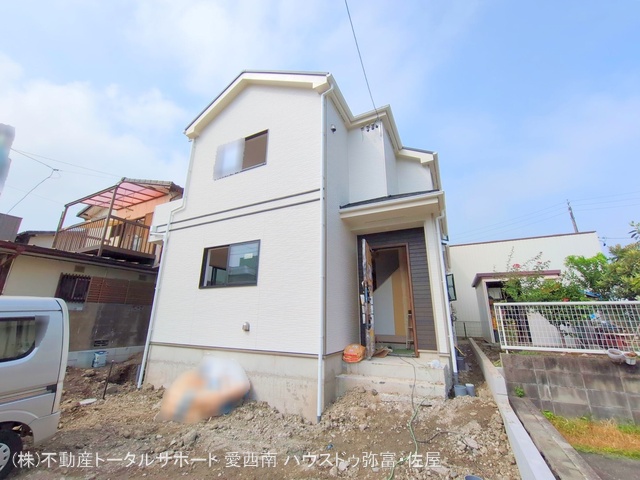 愛知県津島市唐臼町油田の新築戸建て外構写真 2025年9月9日撮影