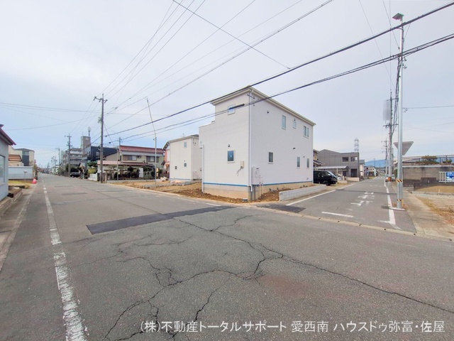 愛知県津島市江東町２丁目の新築戸建て外構写真 2025年11月12日撮影