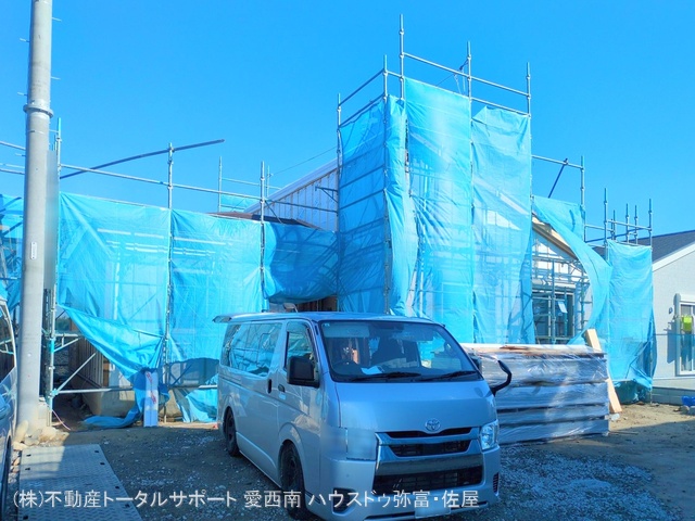 愛知県弥富市五斗山３丁目の新築戸建てシート写真 2025年12月21日撮影