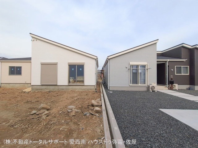 愛知県弥富市五斗山３丁目の新築戸建て外構写真 2026年1月14日撮影