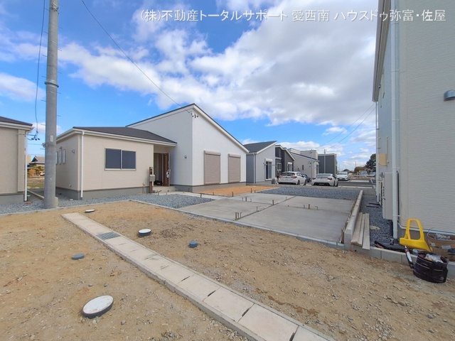 愛知県弥富市五斗山３丁目の新築戸建て外構写真 2026年2月8日撮影