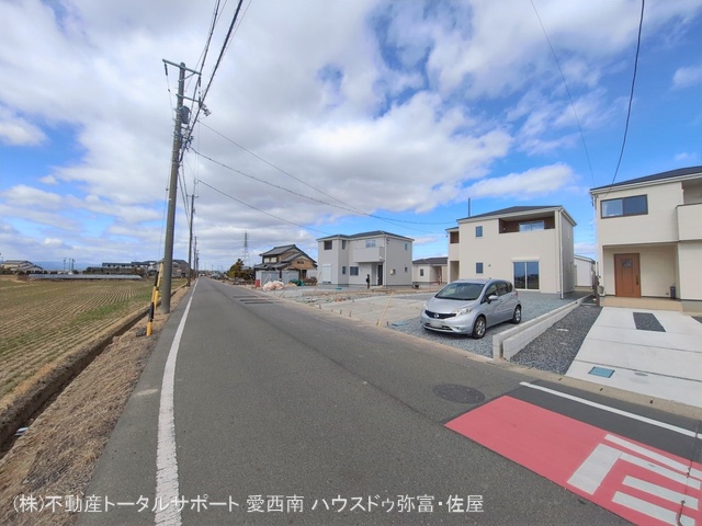 愛知県弥富市五斗山３丁目の新築戸建て外構写真 2026年2月8日撮影