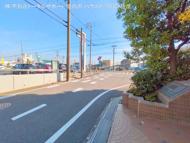 愛知県海部郡蟹江町富吉４丁目のマンション『ライオンズマンション富吉』外観写真 2025年10月29日撮影