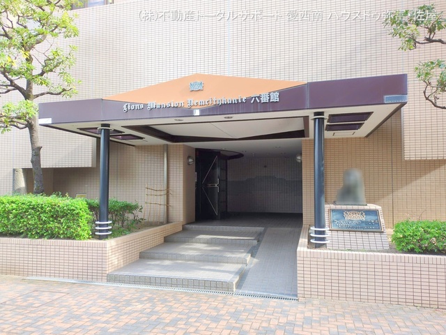 愛知県海部郡蟹江町本町５丁目のマンション『ライオンズマンションニューシティ蟹江六番館』外観写真 2024年12月19日撮影