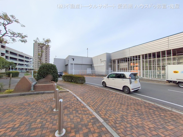 愛知県海部郡蟹江町本町５丁目のマンション『ライオンズマンションニューシティ蟹江六番館』外観写真 2024年12月19日撮影