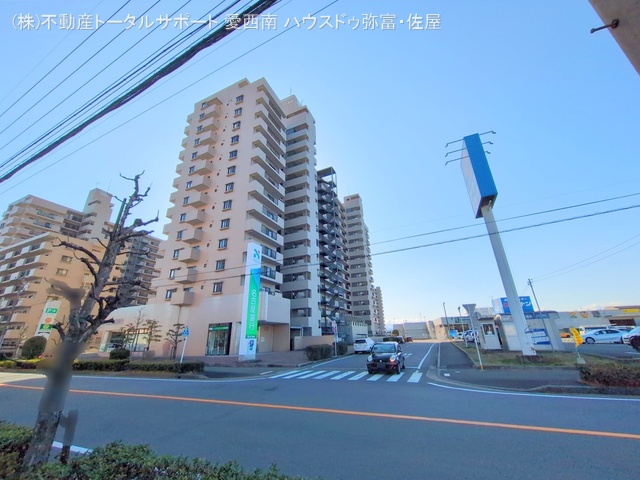 愛知県海部郡蟹江町本町５丁目のマンション『ライオンズマンションニューシティ蟹江六番館』外観写真 2025年3月6日撮影