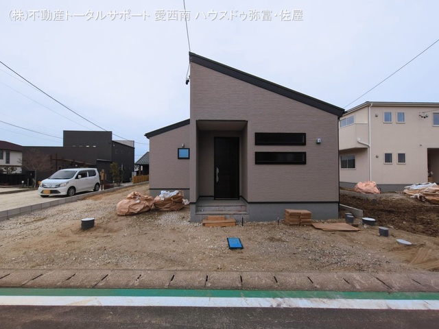 愛知県愛西市佐屋町亥新田の新築戸建て外構写真 2026年3月1日撮影