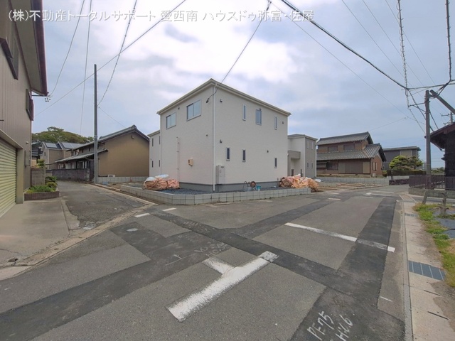 愛知県津島市宇治町字茶ノ里の新築戸建て外構写真 2026年4月20日撮影