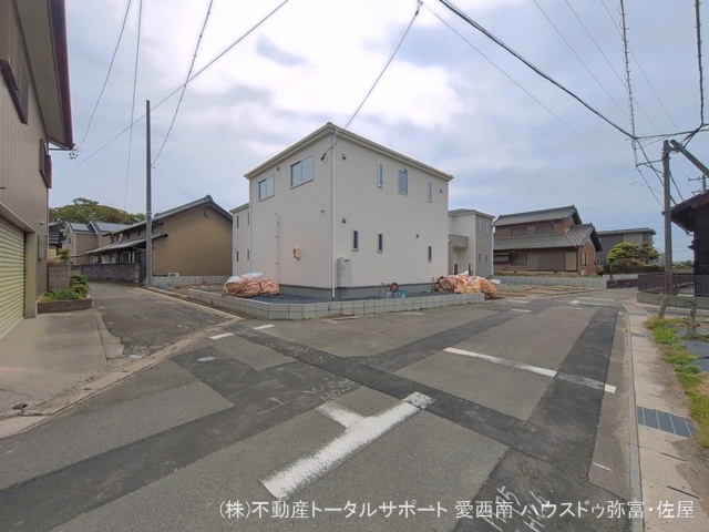 愛知県津島市宇治町字茶ノ里の新築戸建て外構写真 2026年4月20日撮影