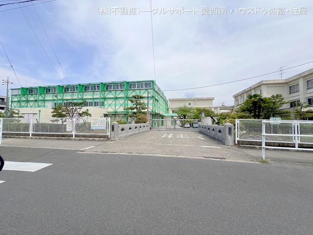 津島市立神守中学校　距離2640m