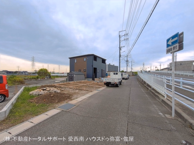 愛知県津島市大字日光字東浦の新築戸建て外構写真 2026年6月8日撮影