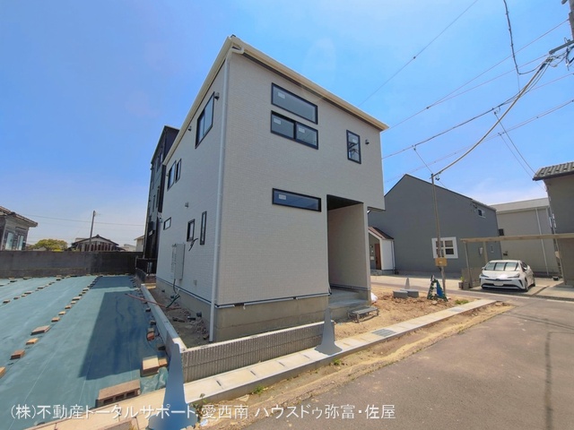 愛知県愛西市渕高町四ノ割の新築戸建て外構写真 2026年5月18日撮影