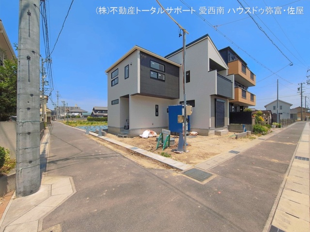 愛知県愛西市渕高町四ノ割の新築戸建て外構写真 2026年5月18日撮影