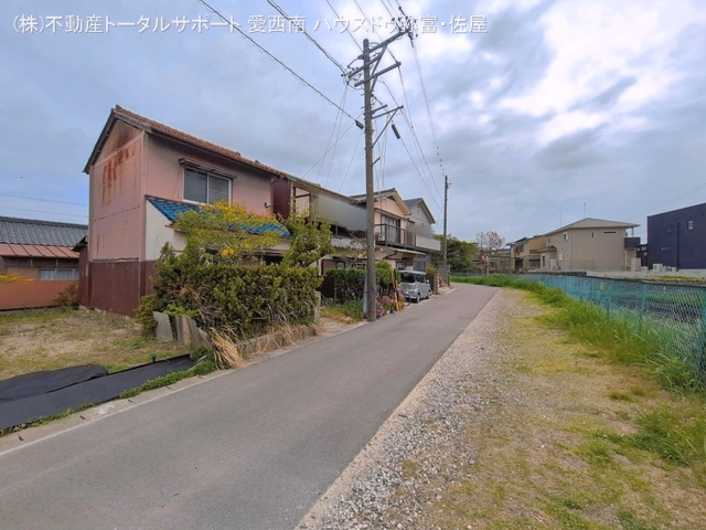 愛西市町方町彦作堤外 外観
