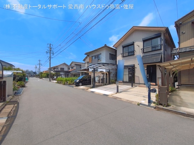 愛西市町方町南堤外 完成