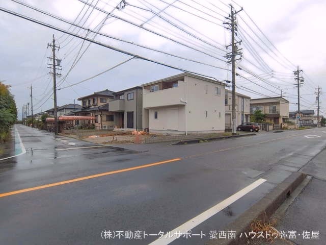 新築戸建て 津島市神守町こがね 1号棟 外構