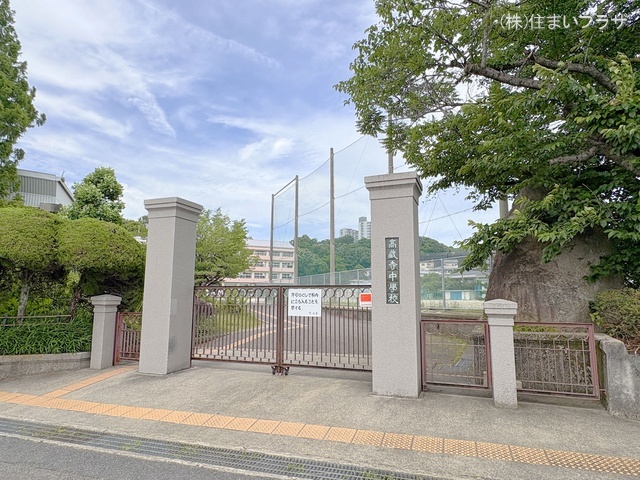春日井市立高蔵寺中学校　距離1520m