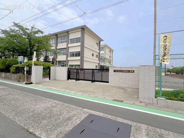 一宮市立今伊勢西小学校 距離330m
