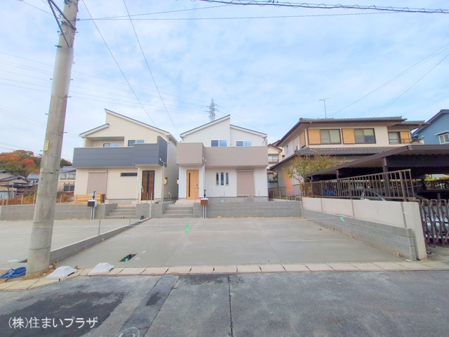 愛知県小牧市大字本庄の新築戸建て外構写真 2025年11月26日撮影