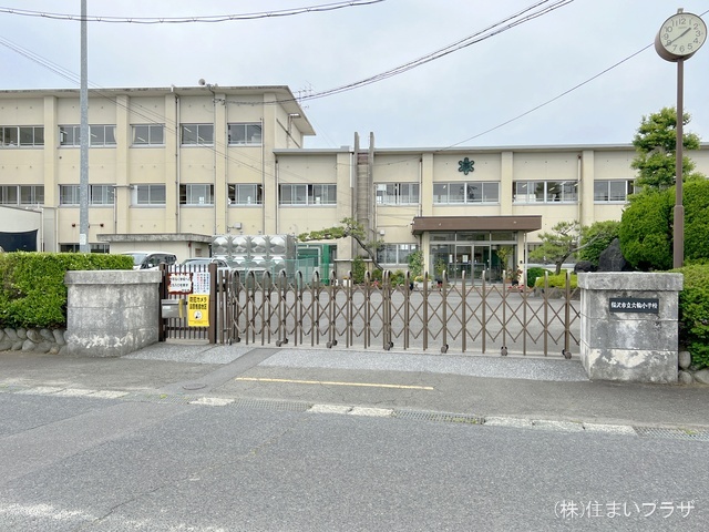 稲沢市立六輪小学校 距離1100m