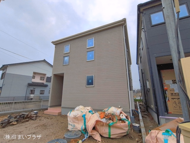 愛知県春日井市熊野町の新築戸建て外構写真 2026年3月30日撮影