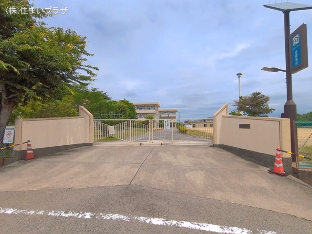稲沢市立坂田小学校　距離550m