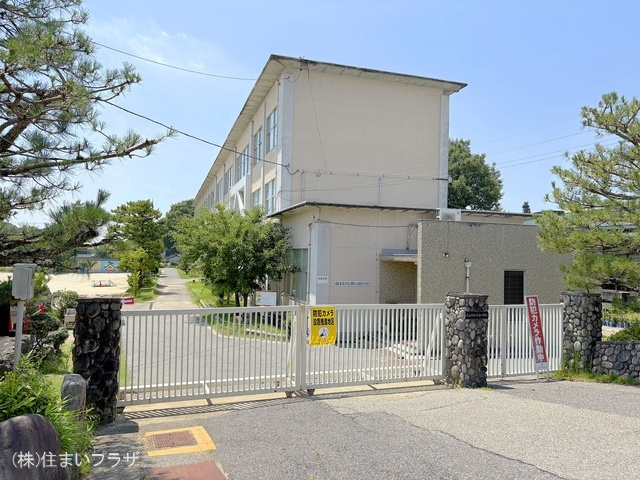 犬山市立城東小学校　距離1000m