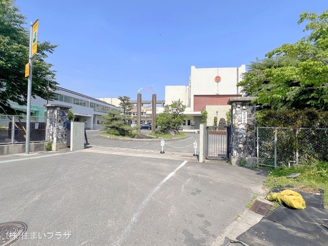 江南市立古知野中学校　距離1400m