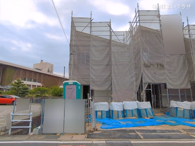 愛知県小牧市小牧２丁目の新築戸建てシート写真 2026年4月21日撮影