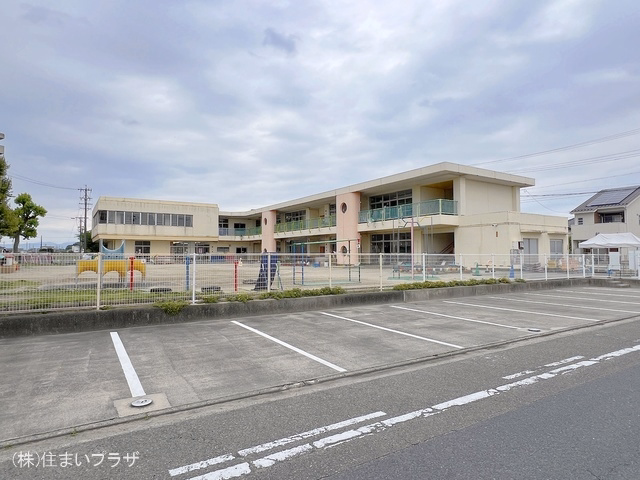 高御堂中央保育園　距離1320m
