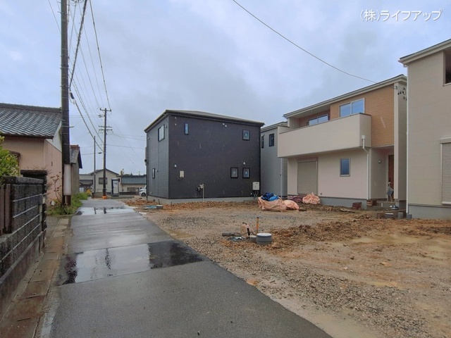 愛知県半田市向山町3丁目の新築戸建て外構写真 2026年4月9日撮影