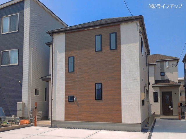愛知県刈谷市築地町2丁目-新築戸建ての完成写真