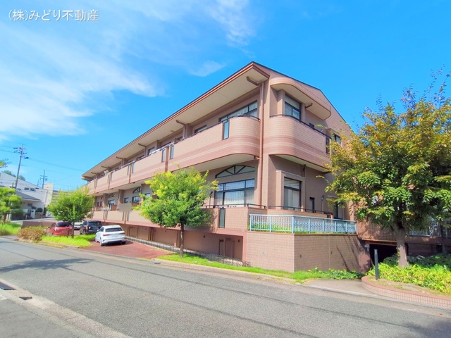 愛知県名古屋市緑区鹿山3丁目のマンション『ライオンズヴィアーレ鹿山A棟』外観写真 2025年10月7日撮影