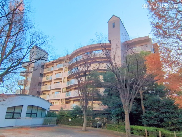 愛知県名古屋市緑区有松南のマンション『シンフォニアみなみが丘イーストコートD棟』外観写真 2025年12月11日撮影