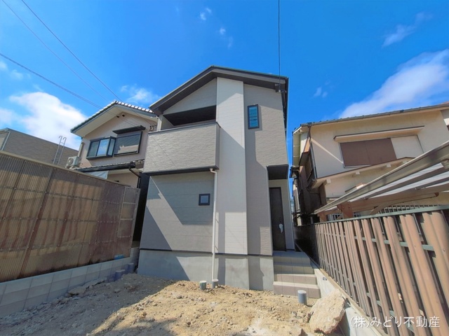 愛知県名古屋市緑区鳴海町字中汐田の新築戸建て外構写真 2026年5月10日撮影