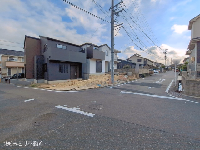 東海市荒尾町奥曽山(戸建)01 外構