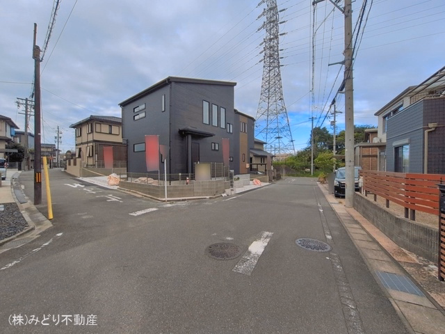 東海市加木屋町鎌吉良根（戸建）01 外構
