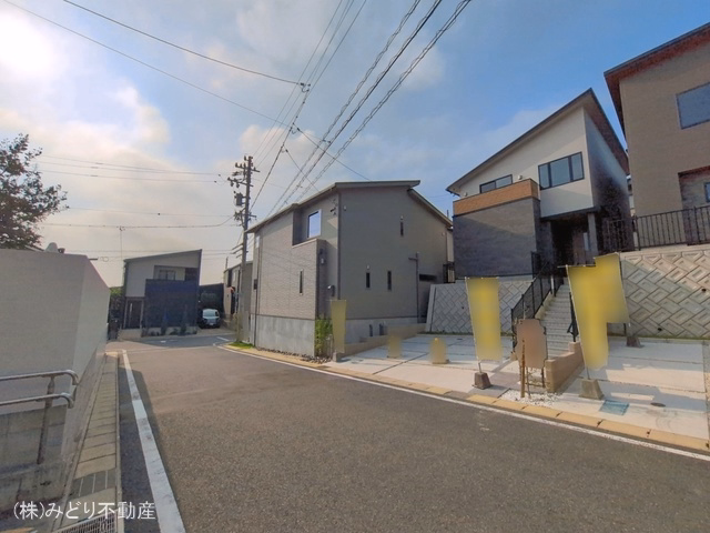 東海市富木島町石根（戸建）03 完成