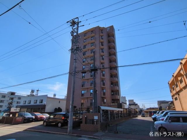 愛知県稲沢市駅前２丁目のマンション『ファミール稲沢弐番館』外観写真 2026年3月16日撮影