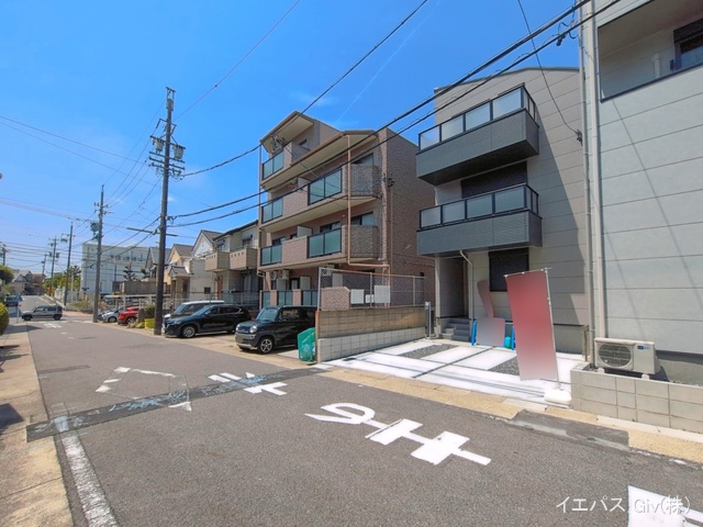 愛知県名古屋市名東区社が丘3丁目の新築戸建て完成写真 2026年4月27日撮影