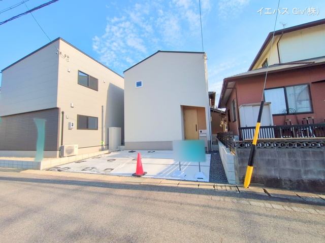 愛知県岡崎市若松町字中根の新築戸建て完成写真 2025年11月20日撮影