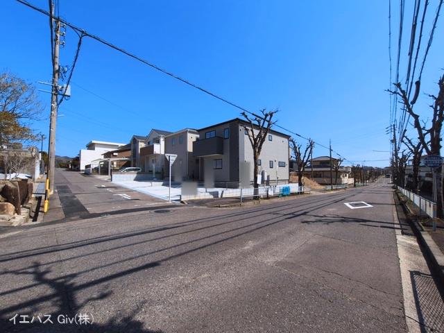 愛知県春日井市高森台7丁目の新築戸建て完成写真 2026年3月4日撮影