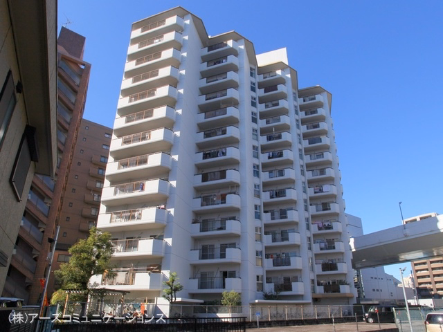愛知県名古屋市東区泉１丁目のマンション『グリーンハイツ外堀通り』外観写真 2022年11月20日撮影