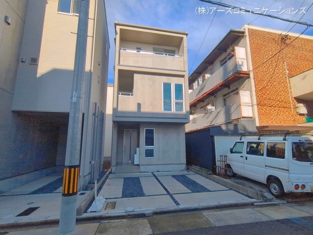 新築戸建て 名古屋市東区芳野111【4】 4号棟 完成