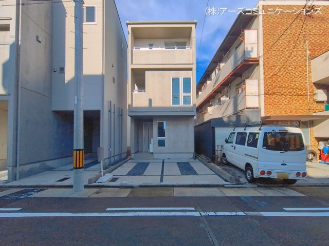 新築戸建て 名古屋市東区芳野111【4】 4号棟 完成