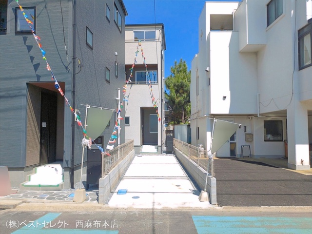 埼玉県さいたま市浦和区領家５丁目の新築戸建て完成写真 2026年5月6日撮影