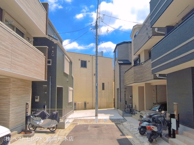 埼玉県さいたま市中央区大戸5丁目の新築戸建て完成写真 2026年7月8日撮影